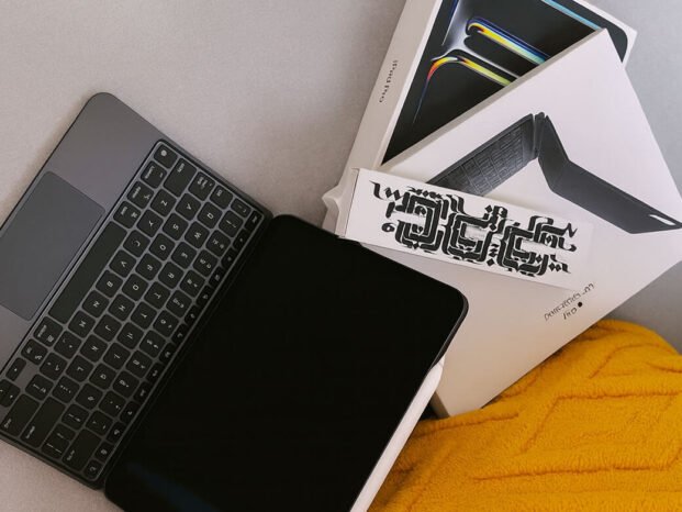 تطور الهواتف الذكية: من أجهزة الاتصال إلى أجهزة الكمبيوتر الجيبية